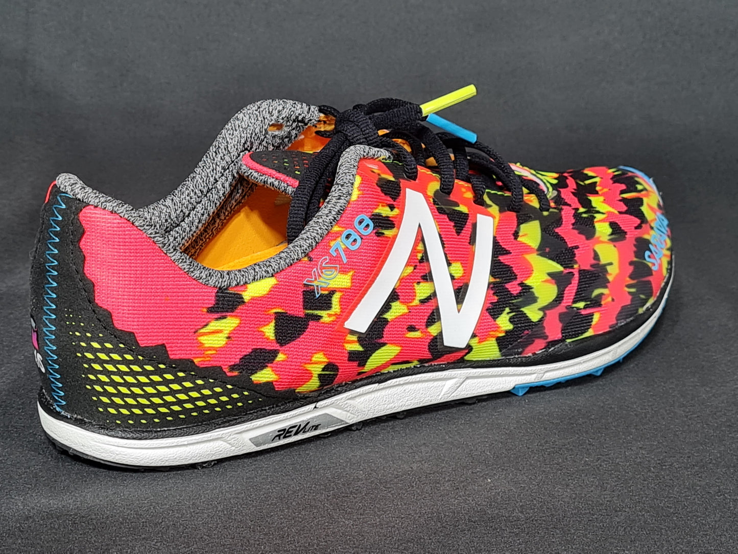 New Balance WXCS700M